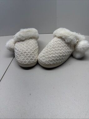 Cuddl Duds Cream Knit Pom-Pom Kids Slip-On Slippers